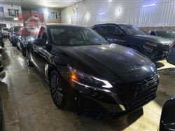 نيسان ألتيما